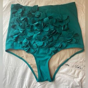 Kortni jeane green floral swimsuit bottoms